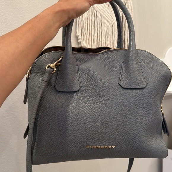 Authentic Burberry Bag - Picture 2 of 4